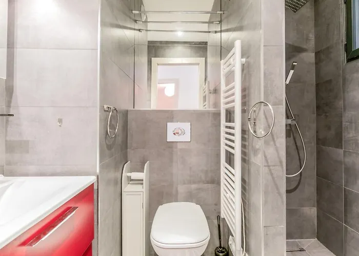 Bastion-15 By Interhome